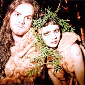 GRIMES / D'EON - Darkbloom